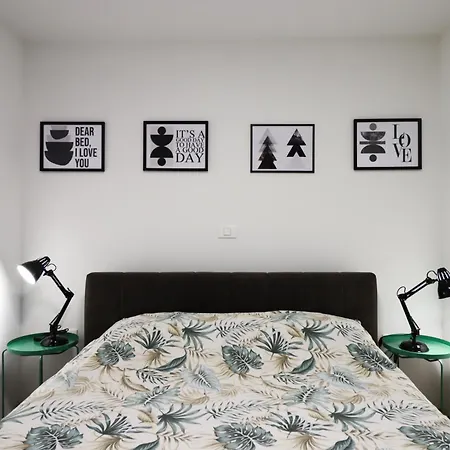 Apartment Maki I Mila Stinjan