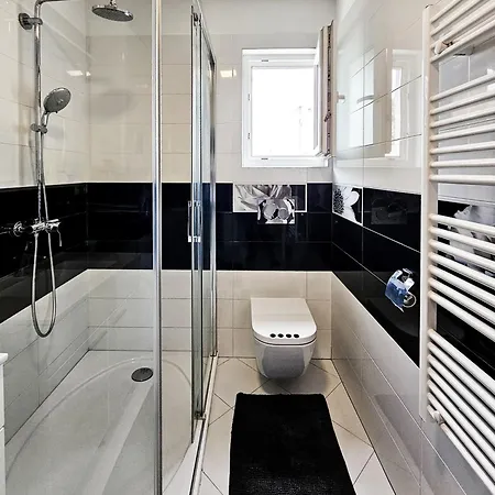 Maki I Mila Stinjan Apartment Pula