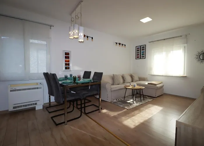Maki I Mila Stinjan Appartement *
